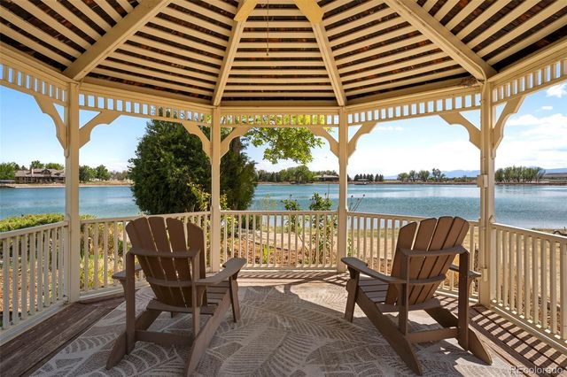 9402 Crystal Lane, Longmont, CO 80503