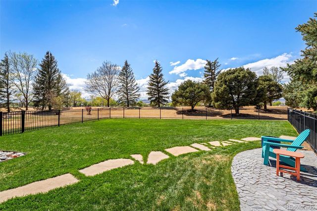 9402 Crystal Lane, Longmont, CO 80503
