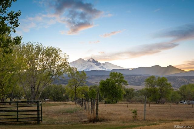 9402 Crystal Lane, Longmont, CO 80503
