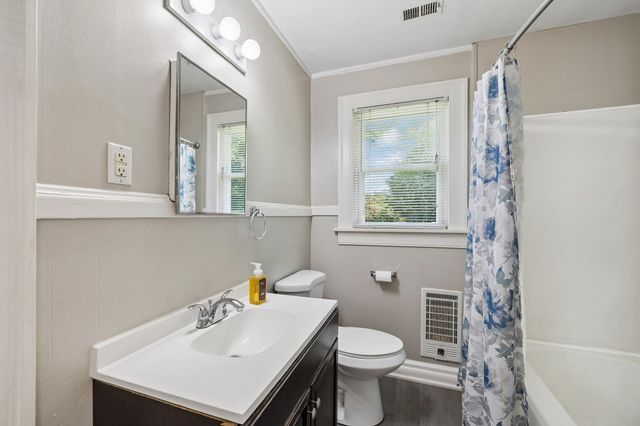 211 Rushwood Dr, Murfreesboro, TN 37130