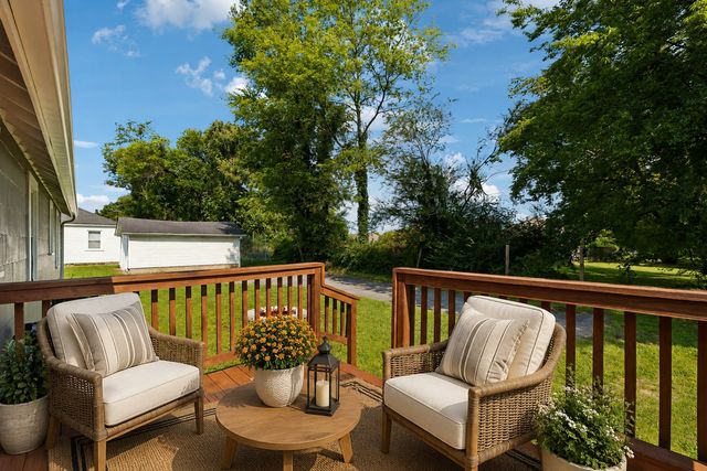 211 Rushwood Dr, Murfreesboro, TN 37130