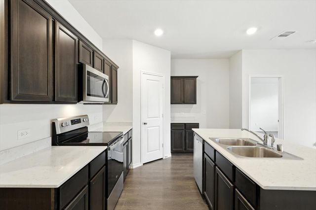 11112 W Pond, Providence Village, TX 76227