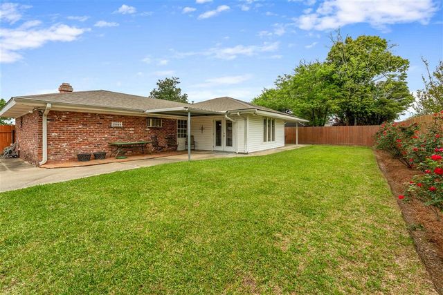 1411 Jefferson Drive, Lake Charles, LA 70605