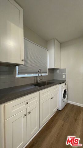4121 Ocean View Boulevard D, Montrose, CA 91020