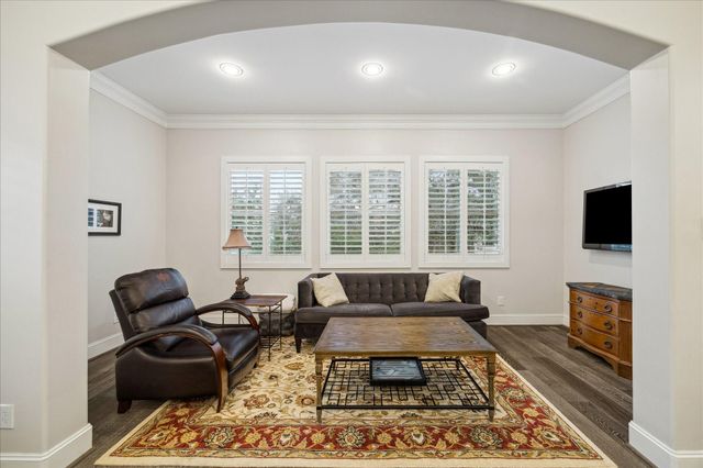 6424 Rutgers Avenue, Houston, TX 77005