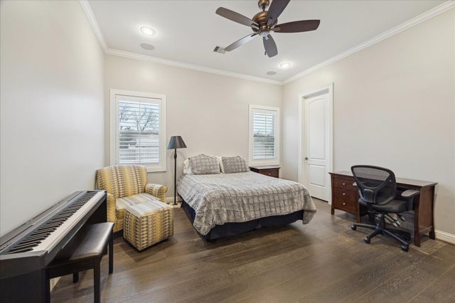 6424 Rutgers Avenue, Houston, TX 77005