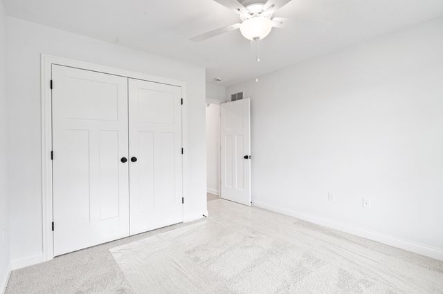 4415 VECCHI LN, Columbia, MO 65203