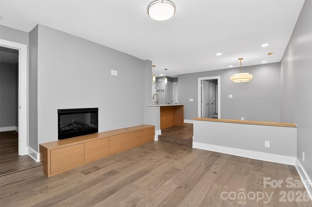 603 Queens Road B, Charlotte, NC 28207