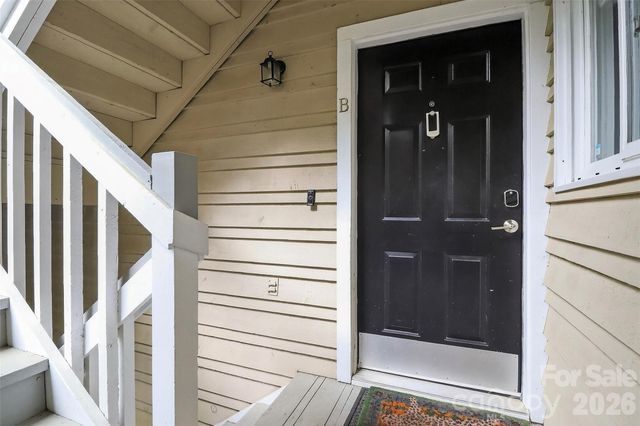 603 Queens Road B, Charlotte, NC 28207