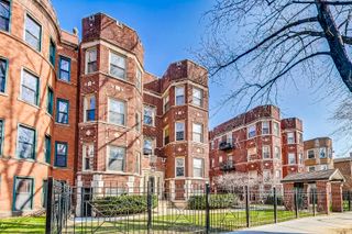 1340 W Greenleaf Avenue 2C, Chicago, IL 60626