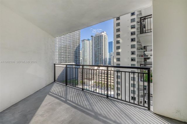 999 SW 1st Ave 1916, Miami, FL 33130