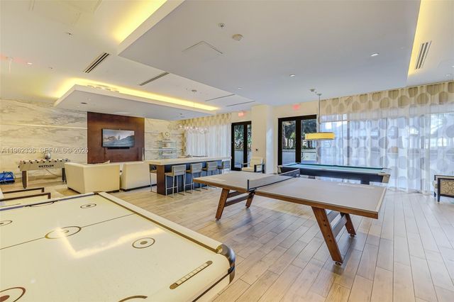 999 SW 1st Ave 1916, Miami, FL 33130