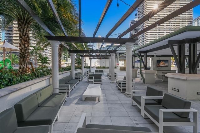 999 SW 1st Ave 1916, Miami, FL 33130