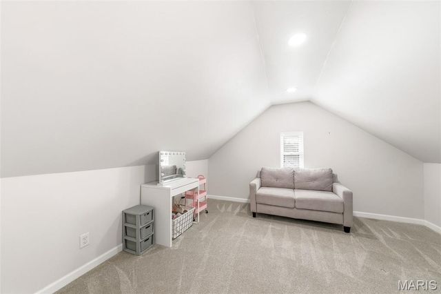 5730 Pernod Avenue, St Louis, MO 63139