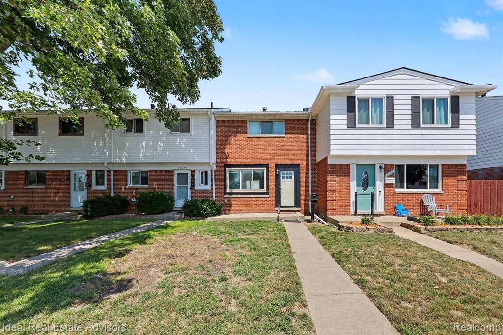20059 Abrahm Street, Clinton Township, MI 48035