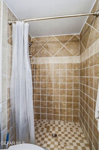 4620 SKYLARK Way, El Paso, TX 79922