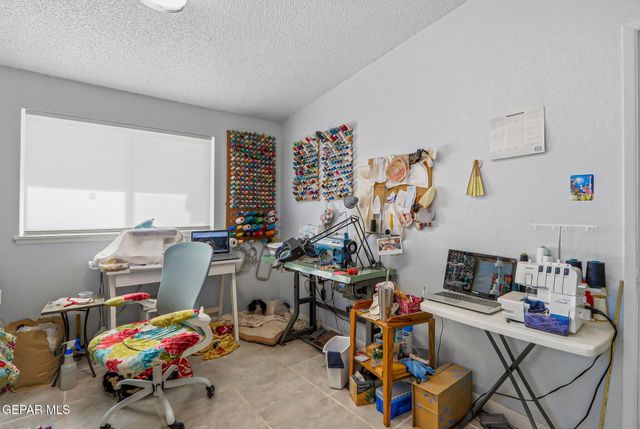 4620 SKYLARK Way, El Paso, TX 79922