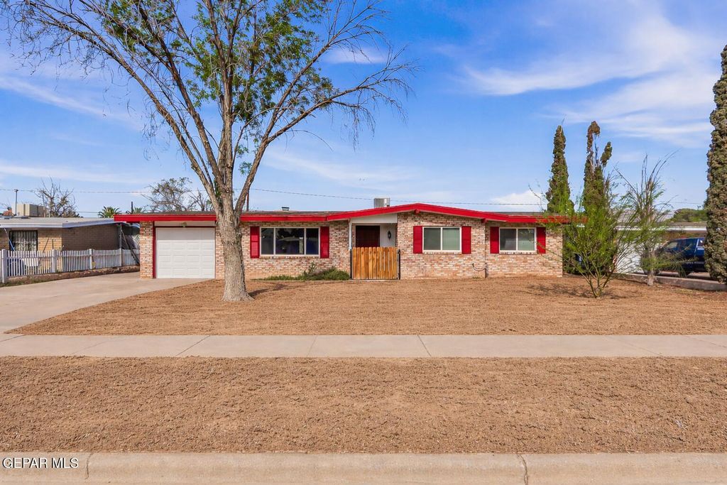 4620 SKYLARK Way, El Paso, TX 79922