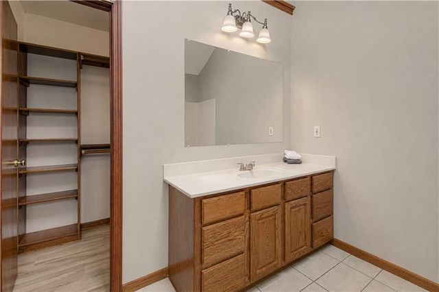 230 W Skylark Street, Gardner, KS 66030