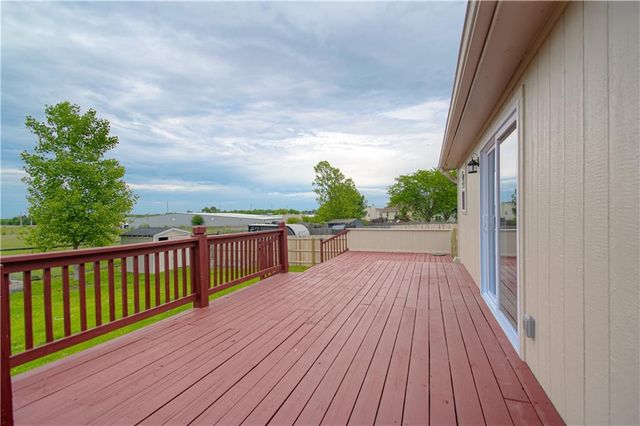 230 W Skylark Street, Gardner, KS 66030