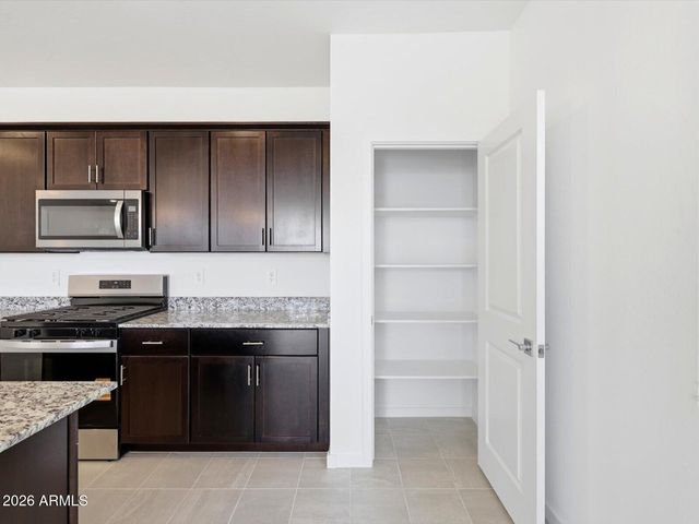17785 W WOODLANDS Avenue, Goodyear, AZ 85338