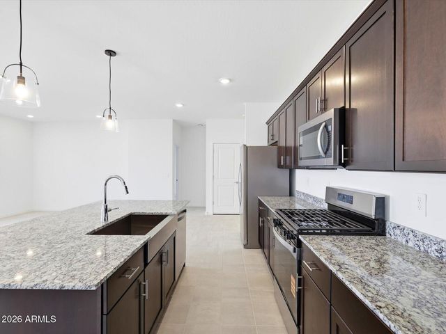 17785 W WOODLANDS Avenue, Goodyear, AZ 85338