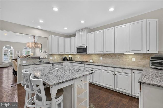 870 REYNARDS RUN, Blue Bell, PA 19422