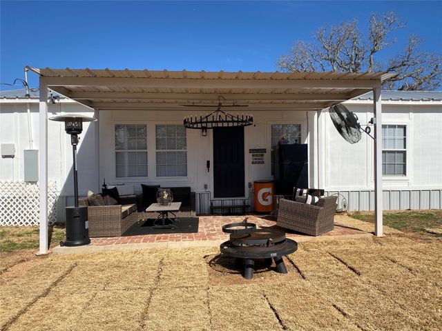 1609 Beech Street, Cisco, TX 76437