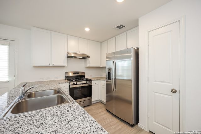 13815 Goat, San Antonio, TX 78252