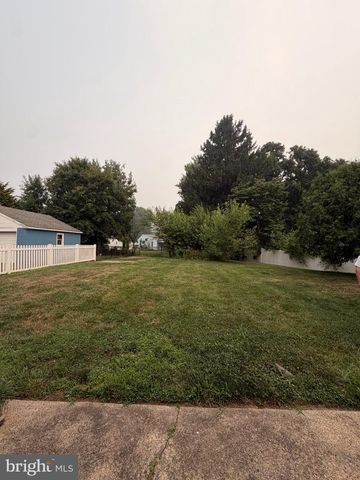 7 DARBY CT, Ewing Twp, NJ 08628