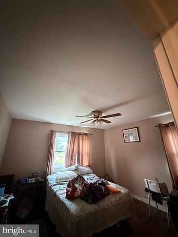 7 DARBY CT, Ewing Twp, NJ 08628