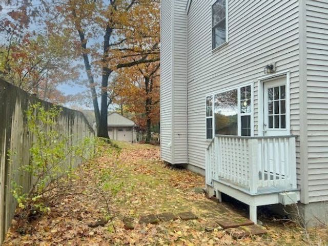 34 Kent Rd, Westminster, MA 01473