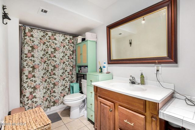 1600 N Wilmot Rd Unit 160, Tucson, AZ 85712