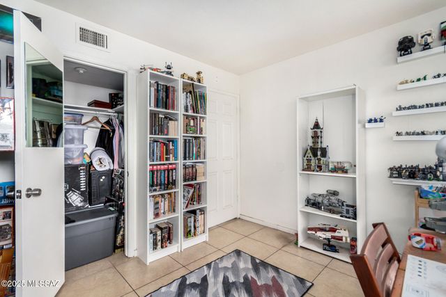 1600 N Wilmot Rd Unit 160, Tucson, AZ 85712