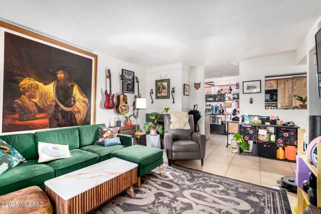 1600 N Wilmot Rd Unit 160, Tucson, AZ 85712