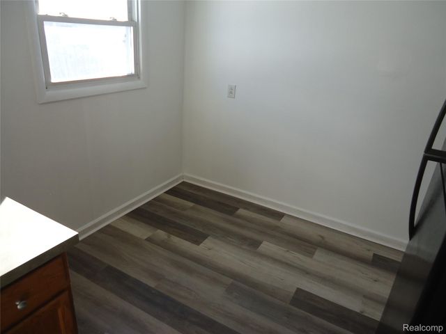 829 HUDSON Street, Wyandotte, MI 48192