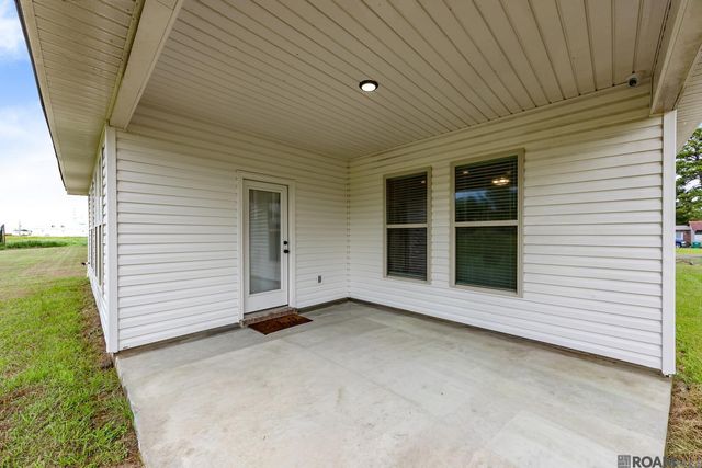 356 Bourgeois St, Brusly, LA 70719