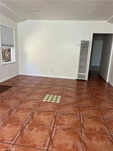 10210 Dorothy, South Gate, CA 90280