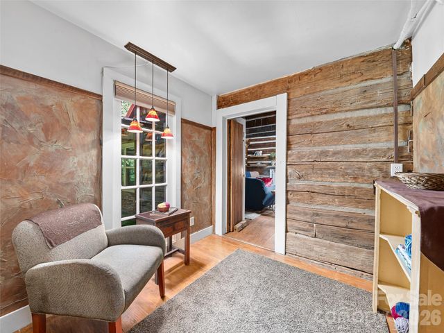161 Moody Mountain Road, Burnsville, NC 28714