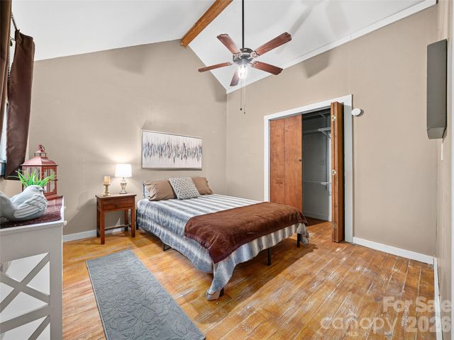 161 Moody Mountain Road, Burnsville, NC 28714