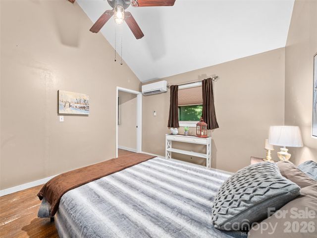 161 Moody Mountain Road, Burnsville, NC 28714