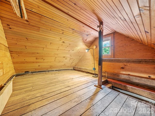 161 Moody Mountain Road, Burnsville, NC 28714