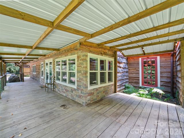 161 Moody Mountain Road, Burnsville, NC 28714