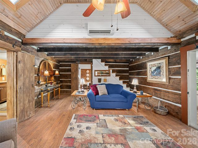161 Moody Mountain Road, Burnsville, NC 28714
