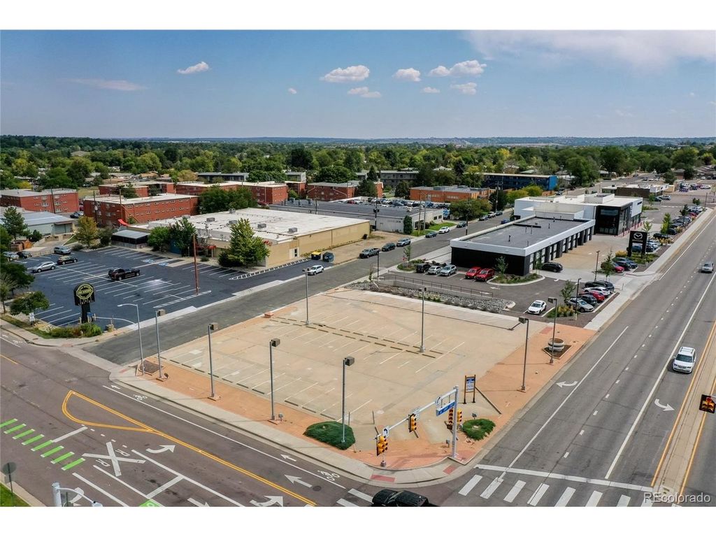 1480 W 1st Ave W, Broomfield, CO 80020