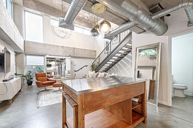 1001 Belleview Street 104, Dallas, TX 75215