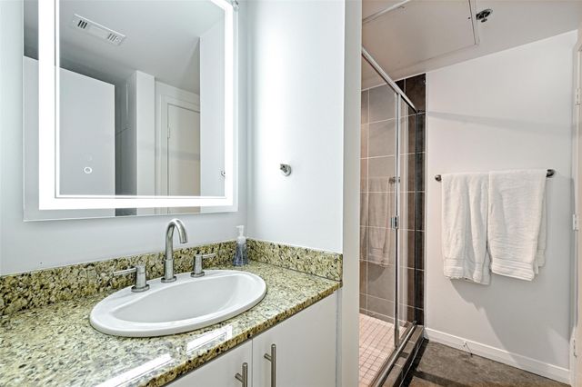 1001 Belleview Street 104, Dallas, TX 75215