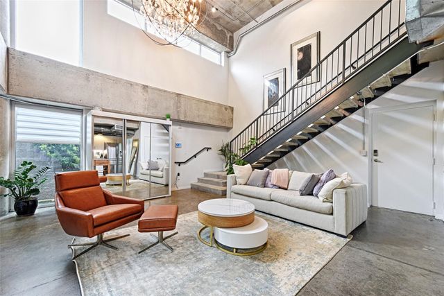 1001 Belleview Street 104, Dallas, TX 75215