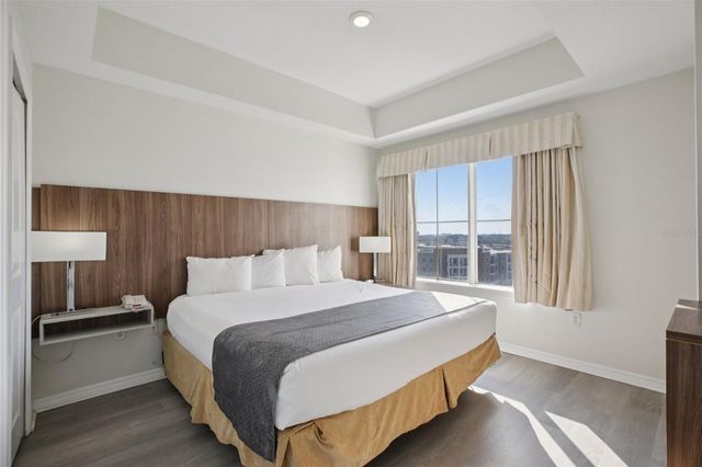 7395 UNIVERSAL BOULEVARD 905, Orlando, FL 32819