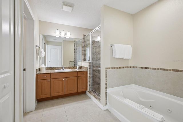 7395 UNIVERSAL BOULEVARD 905, Orlando, FL 32819